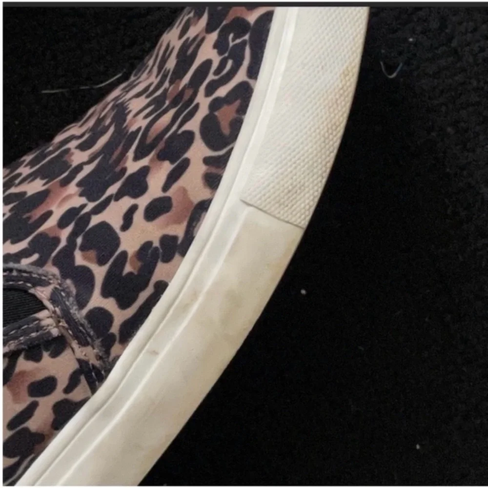 Steve Madden steve madden